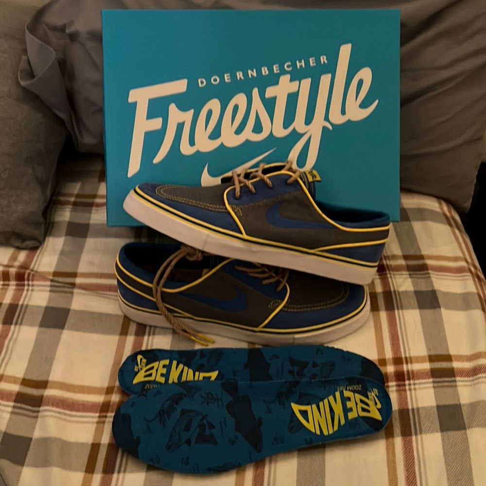 Nike Janoski Special Edition size 9.5